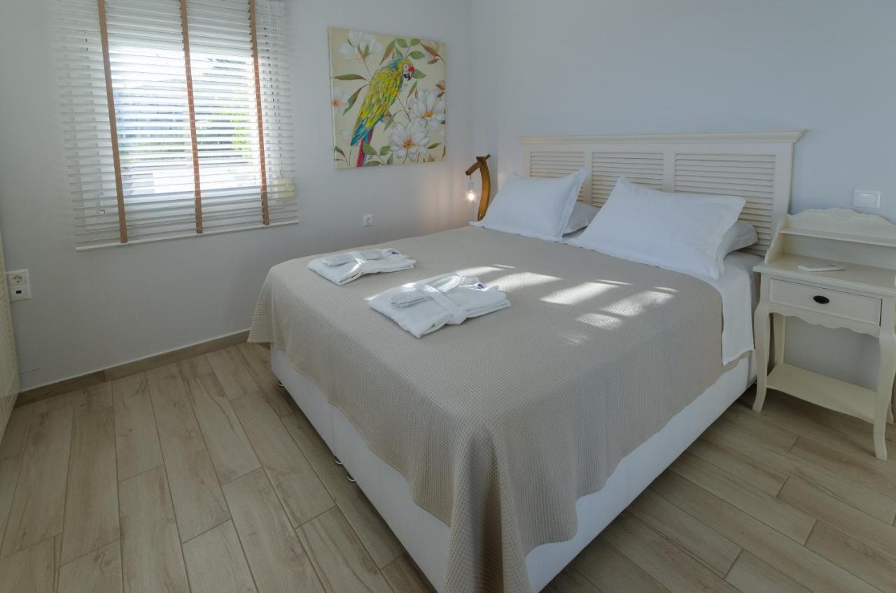 Aegean Suites Votsi  Екстер'єр фото