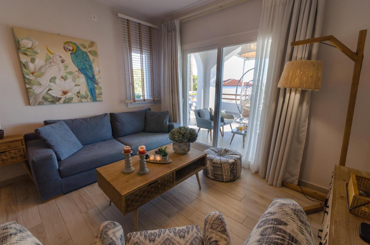 Aegean Suites Votsi  Екстер'єр фото